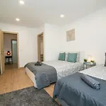 Hostel Luxury And Suites, Ideal For Tourists