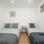 Hostel Luxury And Suites, Ideal For Tourists Lisboa