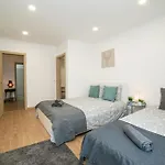 Hostel Luxury And Suites, Ideal For Tourists *