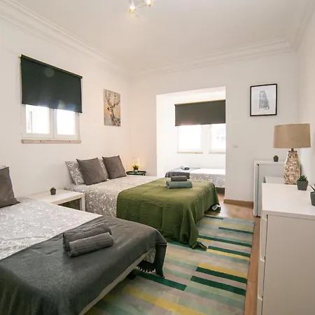 Hostal Luxury And Suites, Ideal For Tourists Lisboa