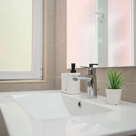 Luxury And Suites, Ideal For Tourists