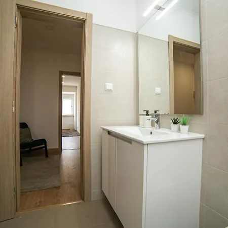 Hostel Luxury And Suites, Ideal For Tourists *