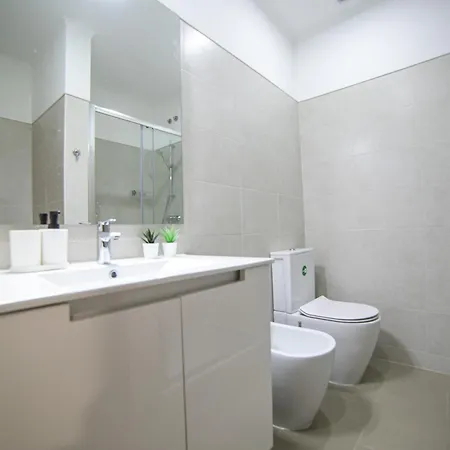 אכסניה Luxury And Suites, Ideal For Tourists ליסבון