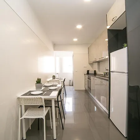 Hostel Luxury And Suites, Ideal For Tourists Lizbona