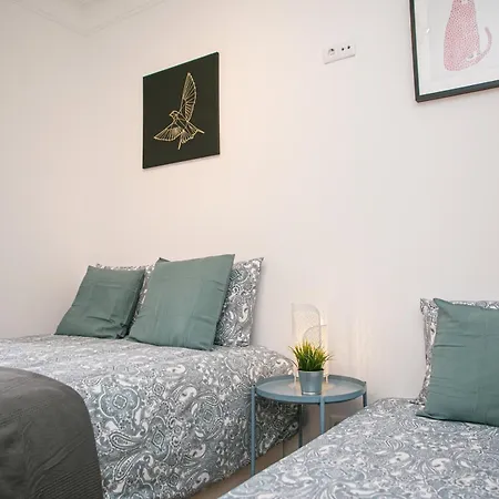 Hostel Luxury And Suites, Ideal For Tourists Lisbon