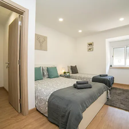 Hostel Luxury And Suites, Ideal For Tourists Lisbon