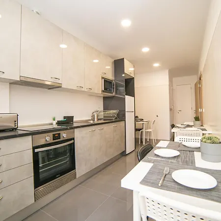 Luxury And Suites, Ideal For Tourists Ostello *