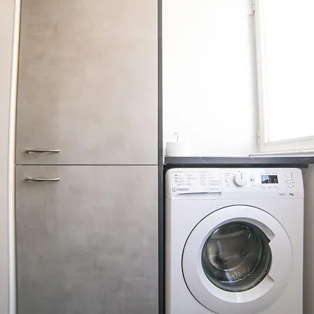 Luxury And Suites, Ideal For Tourists Ostello Lisbona